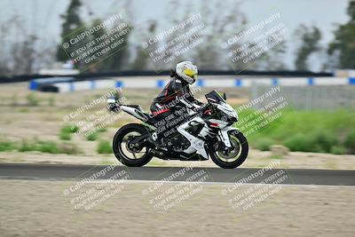 media/Apr-18-2025-TrackDaz (Fri) [[45f5874c44]]/C Group/Session 1 (Turn 7)/